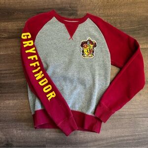 Official universal studios wizarding world Gryffndor Sweatshirt